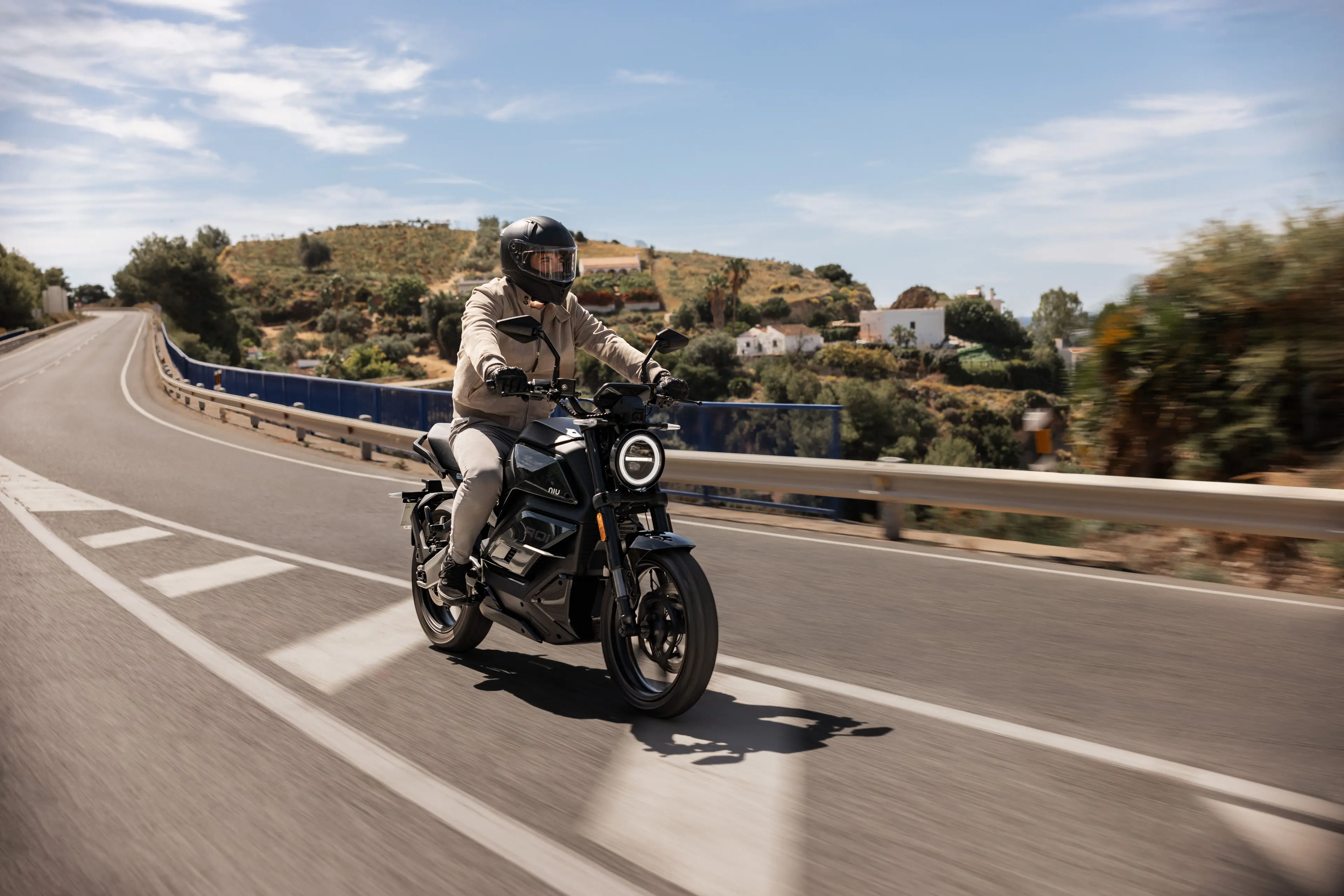 NIU RQi SPORT - Image 10