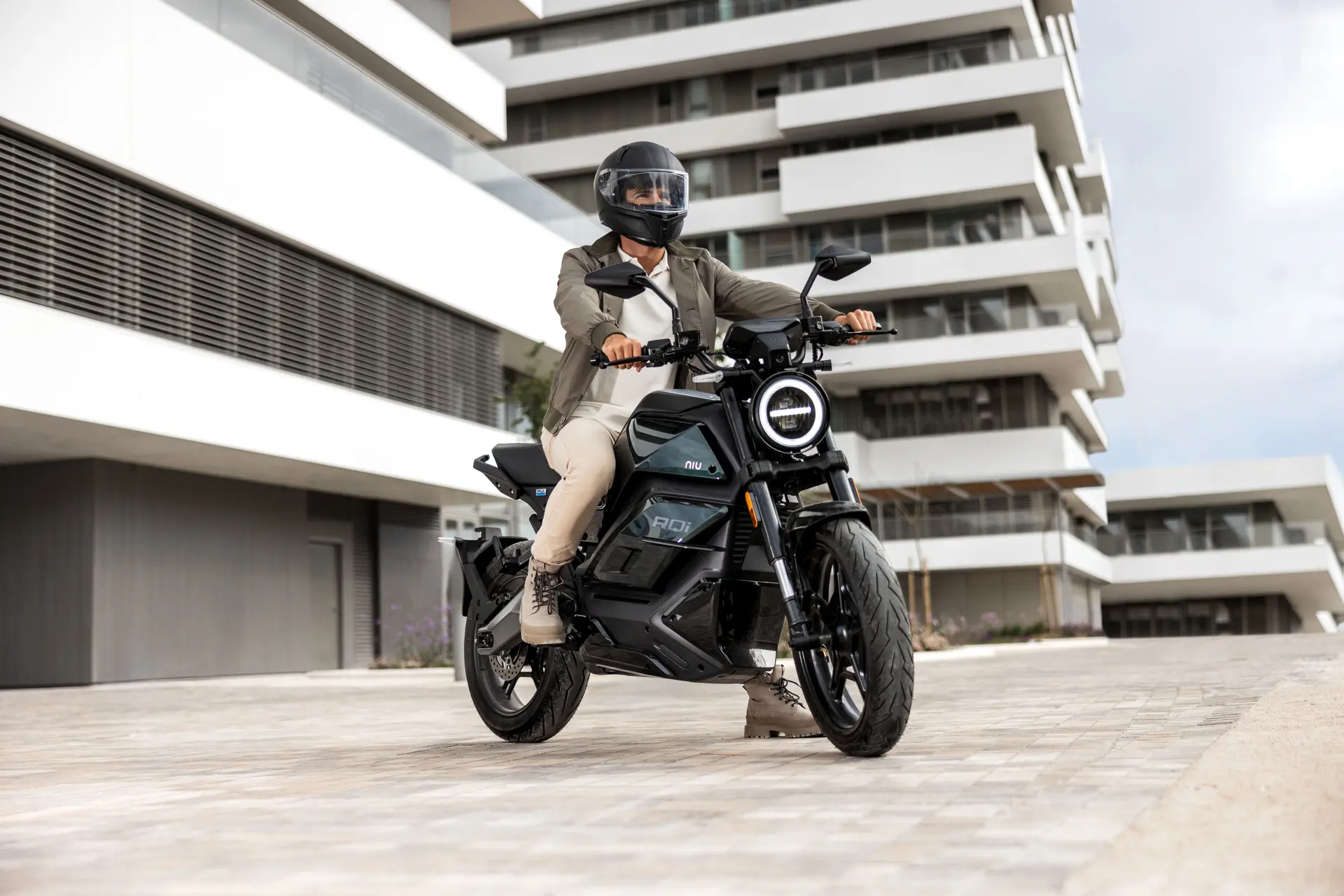 NIU RQi SPORT - Image 9