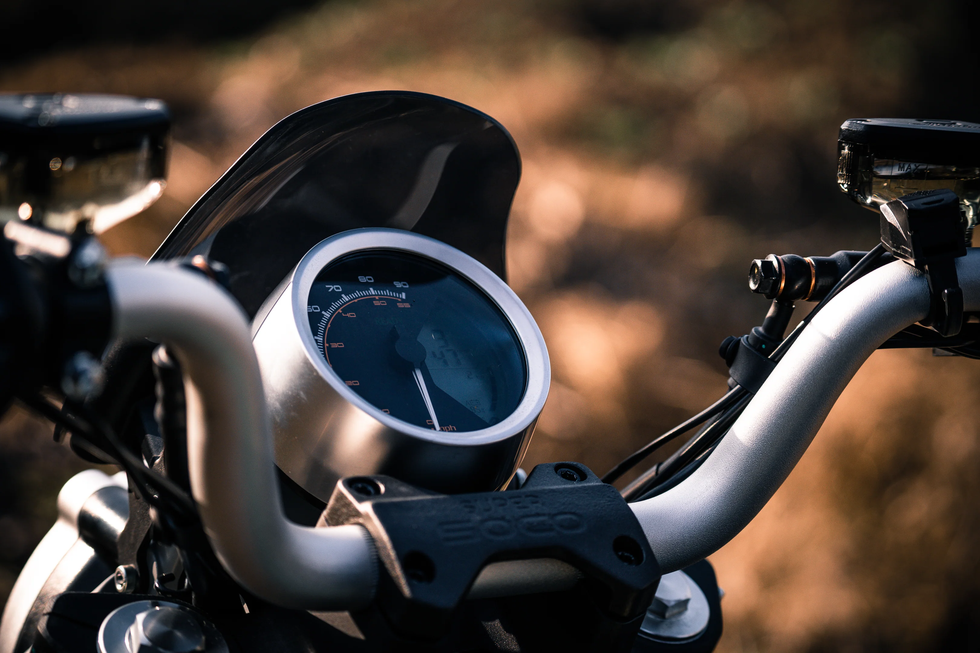 Super Soco TC Wanderer Pro - Image 12